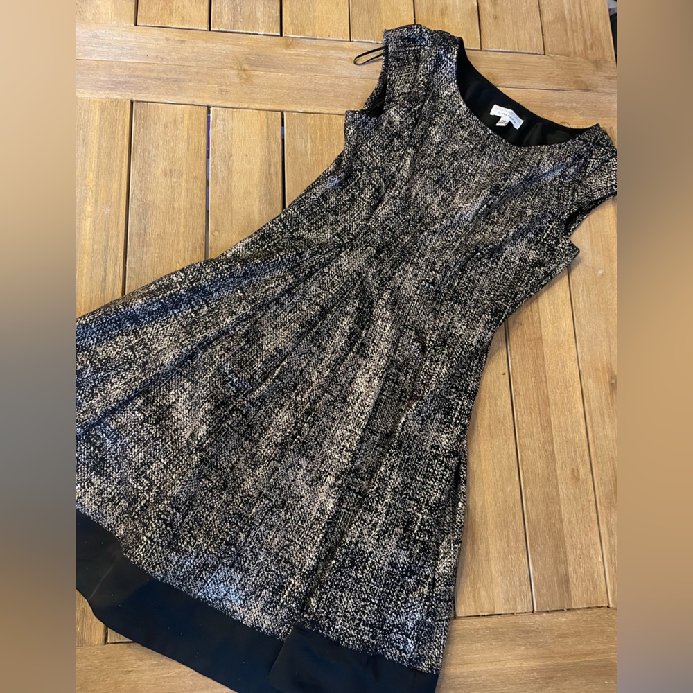 SIGNATURE by Robbie Bee A-Line Dress Women's PM Black/Gold Abstract Foil-Knit